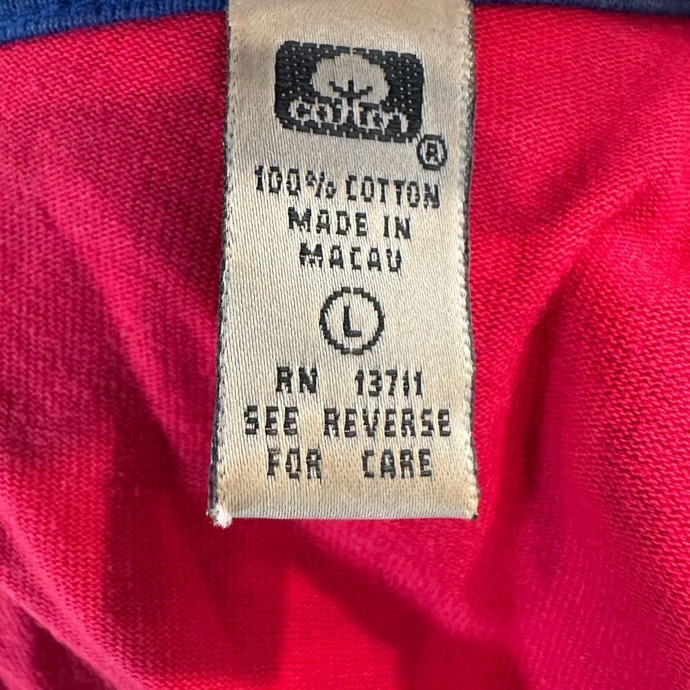 Red Star Patterned T-Shirt - Picture 4 of 4